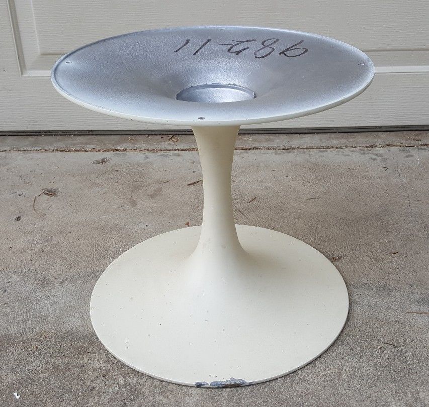 Vintage Mid Century Modern Aluminum Tulip Dining Table Base Saarinen Knoll era