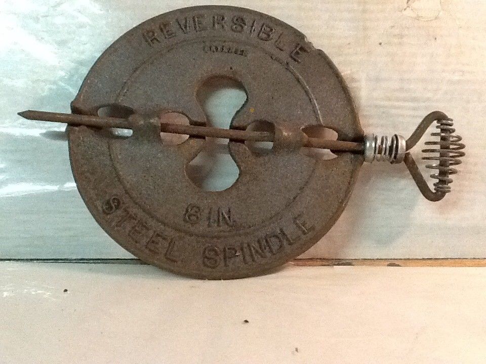 Griswold Reversible Steel Spindle.