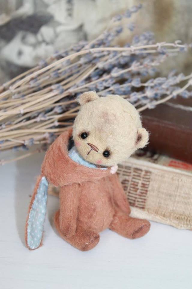 Sewing Kit for 4,5 inch Bear With Rabbit Hat