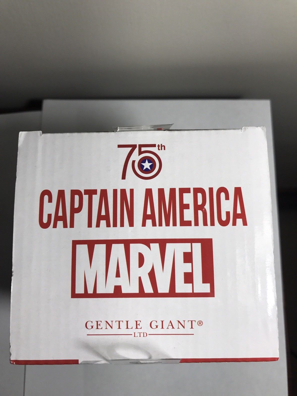 Marvel Gentle Giant Captain America 75th Anniv. Animated Statue Skottie Young