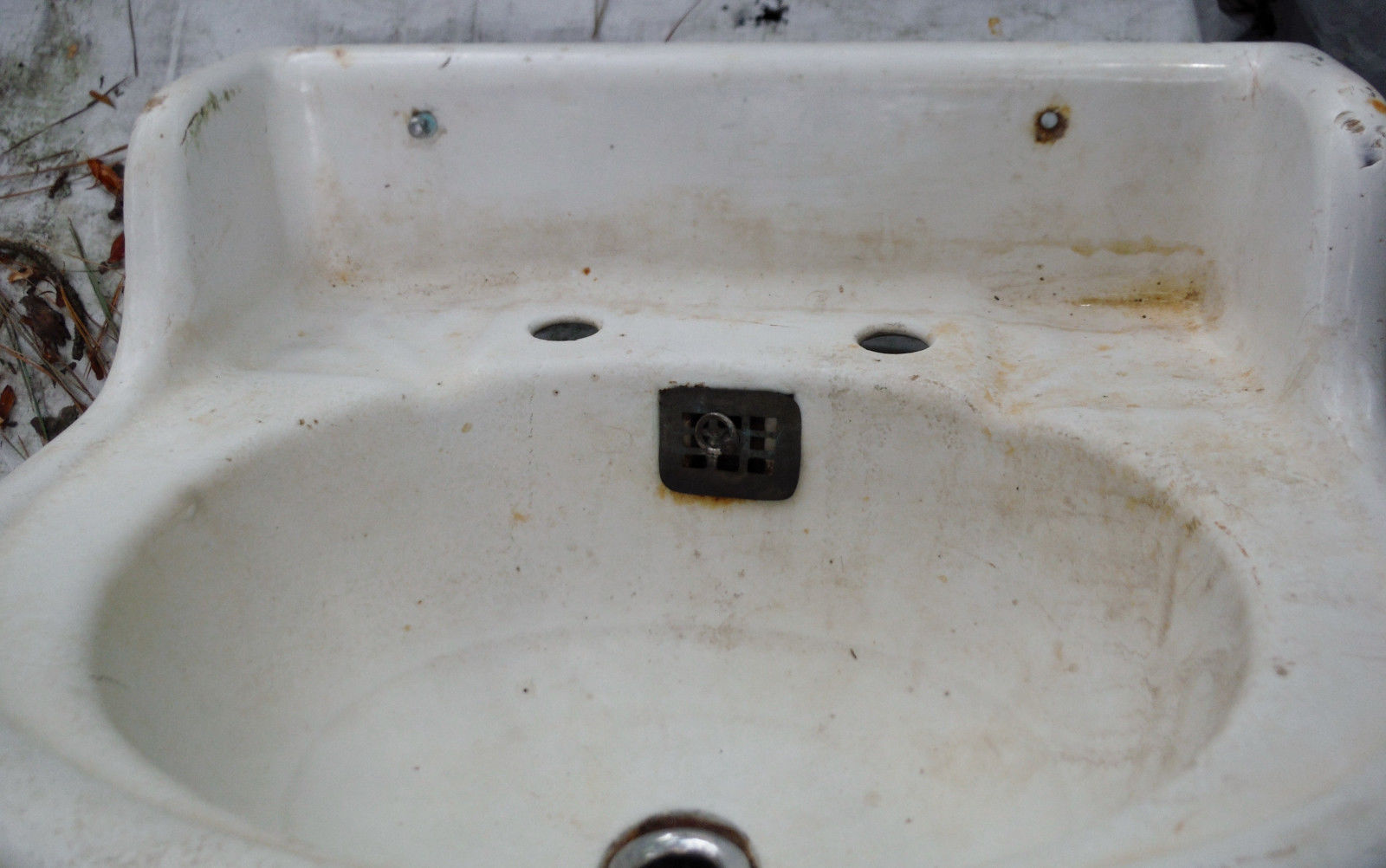 Antique Beautiful Embossed Cast Iron Porcelain Vintage Sink