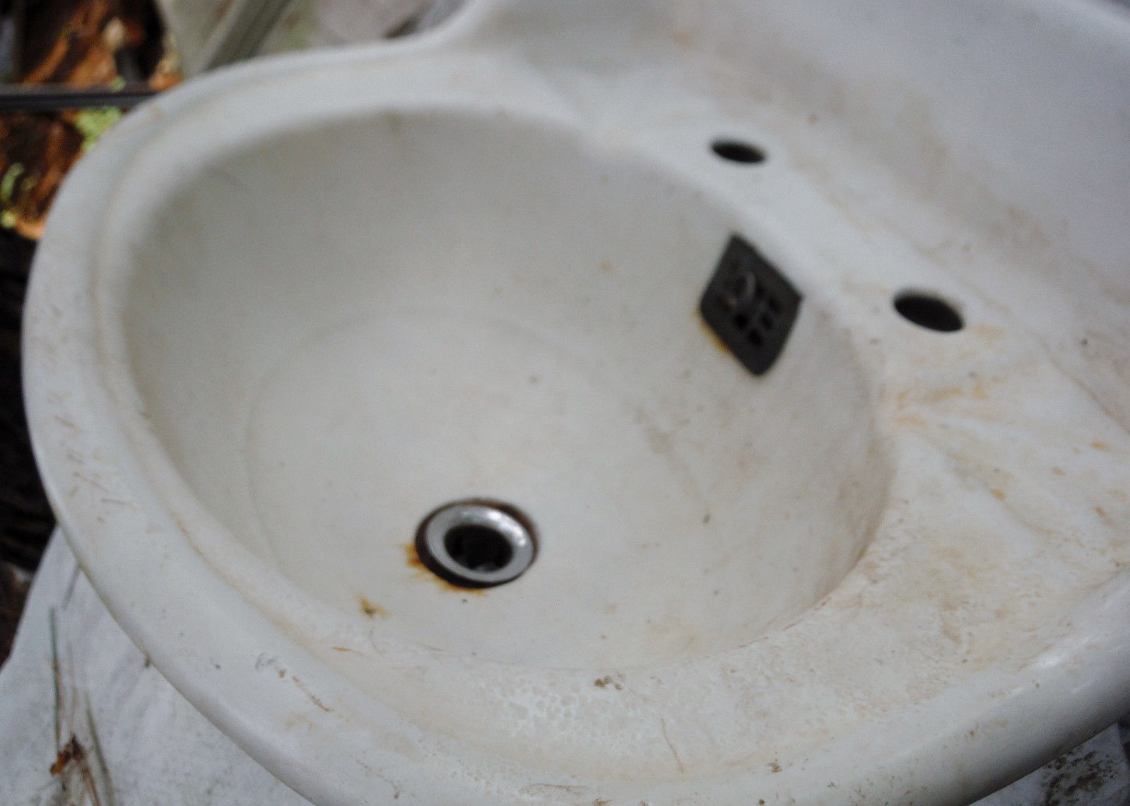 Antique Beautiful Embossed Cast Iron Porcelain Vintage Sink