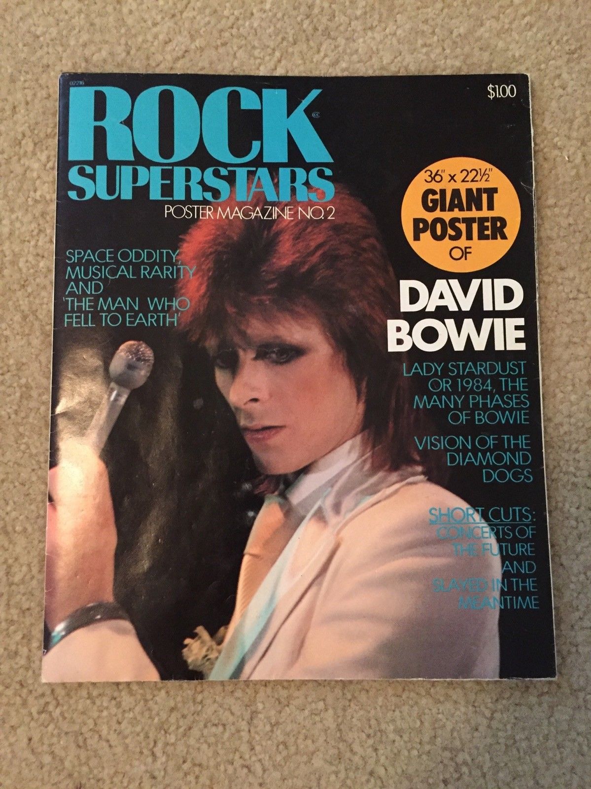 ROCK SUPERSTARS POSTER MAGAZINE #2! DAVID BOWIE POSTER! 36X22.5 VINTAGE! SIGNED?