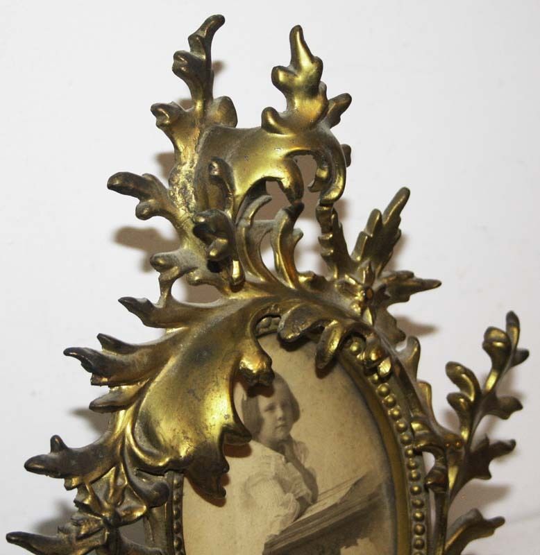 Beautiful Ornate Heavy Antique Brass Picture Frame