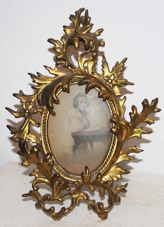 Beautiful Ornate Heavy Antique Brass Picture Frame