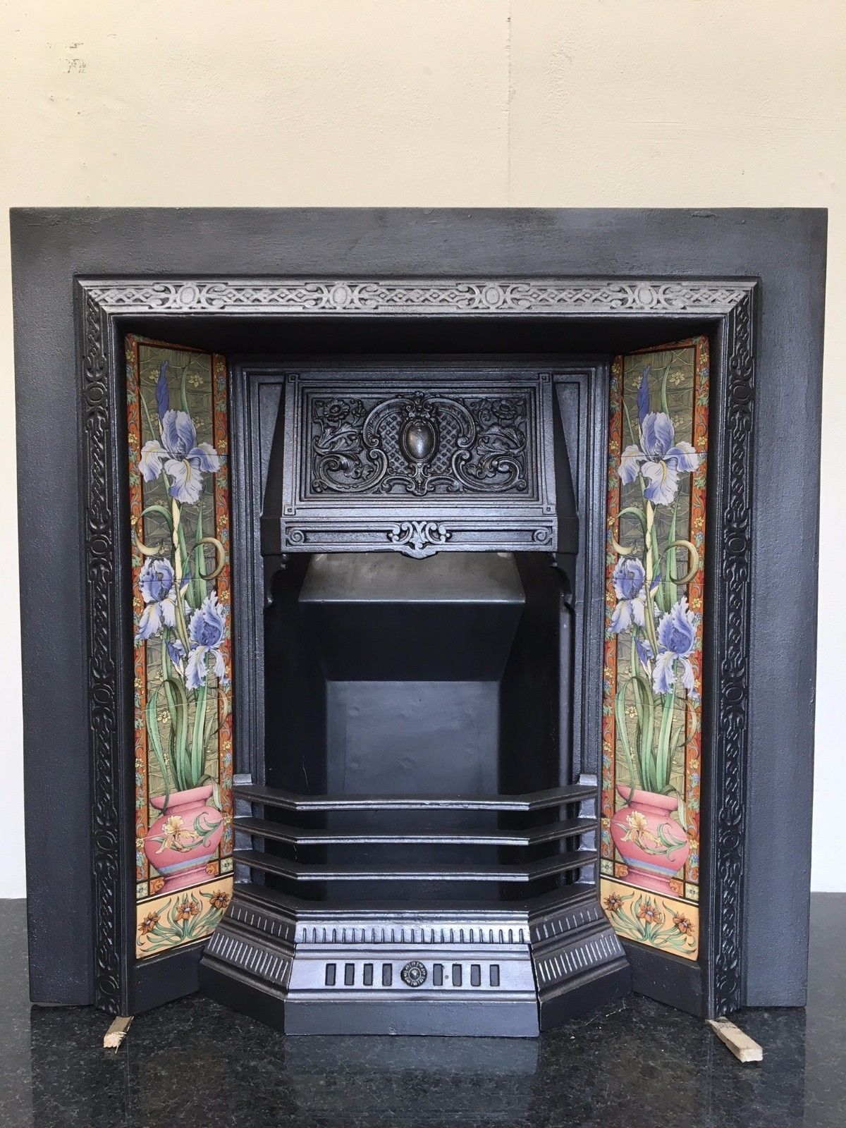 Restored Antique Style Cast Iron Victorian Tiled Insert Fireplace (TA392)
