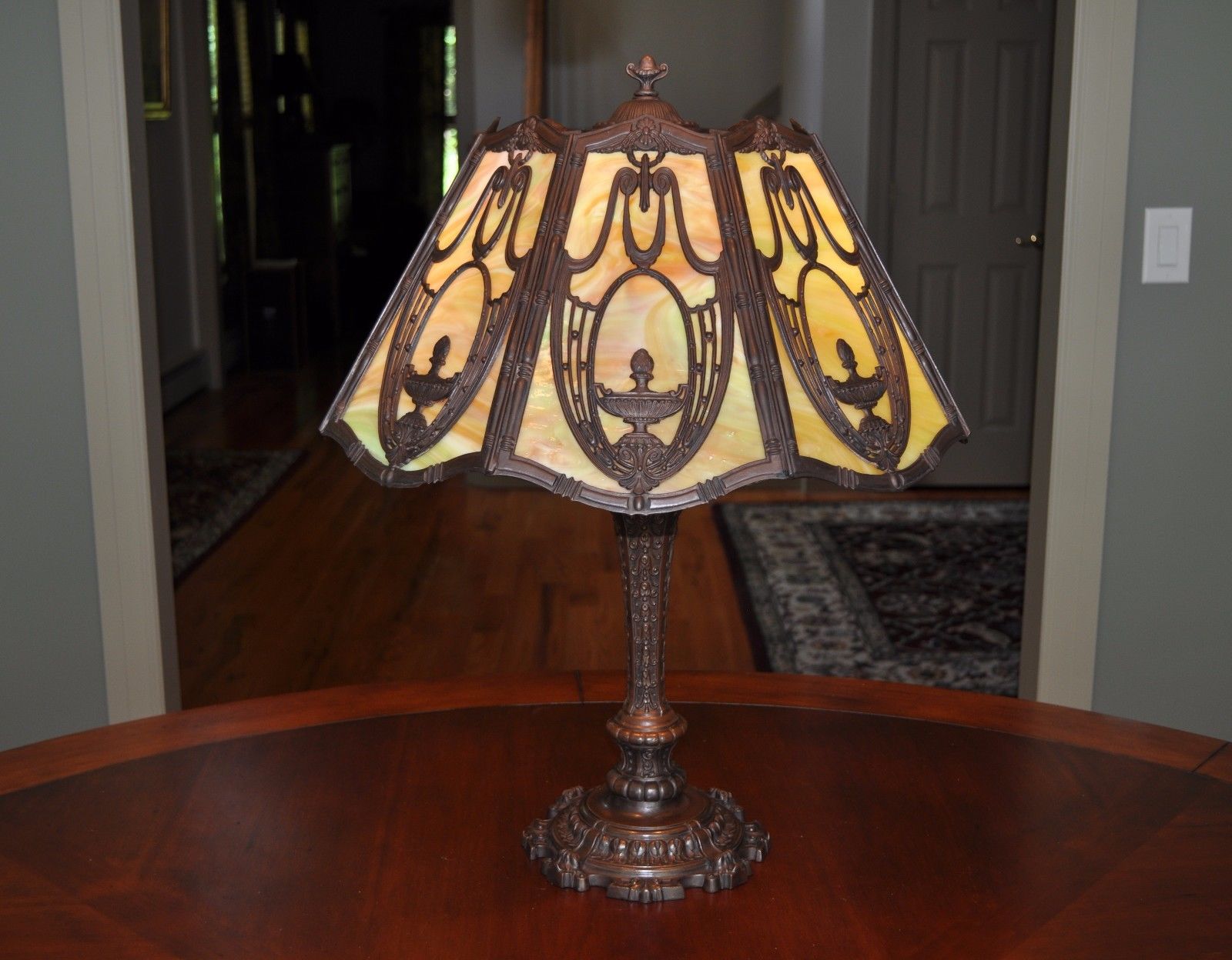 Large Antique Art Nouveau 8 Panel Slag Glass Lamp