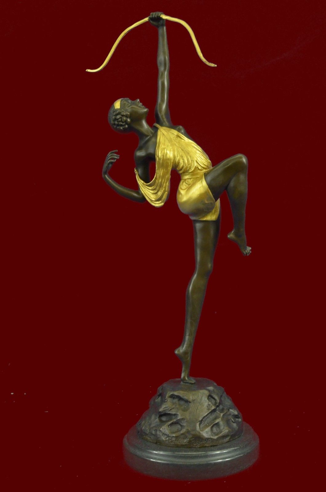 Gold Patina Female Archer Marble Base Figurine Figure Hot Cast Bronze Sculpture