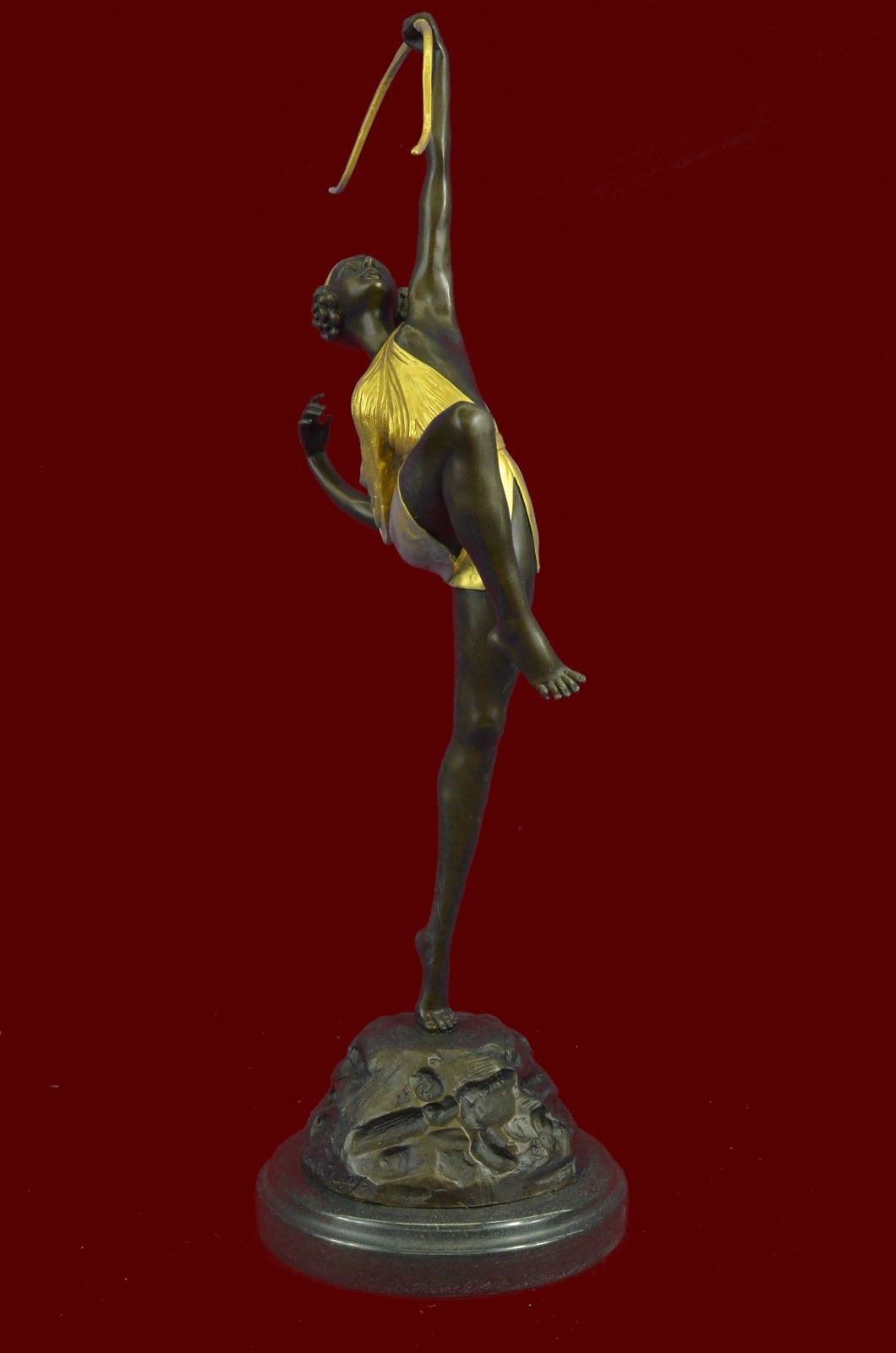 Gold Patina Female Archer Marble Base Figurine Figure Hot Cast Bronze Sculpture