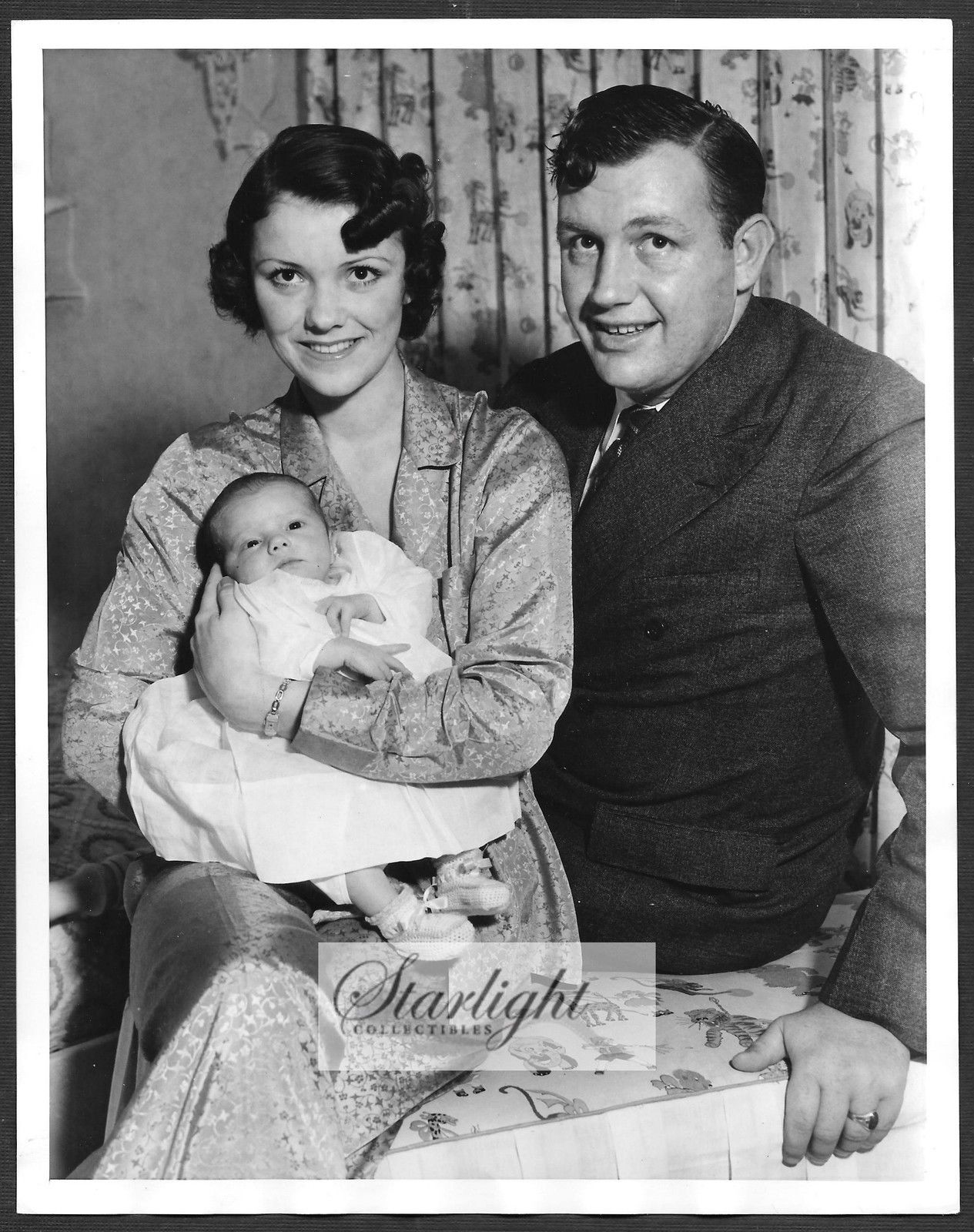 Character Actor Andy Devine LOT 2 ORIGINAL 1930s Candid At Home Press Photos