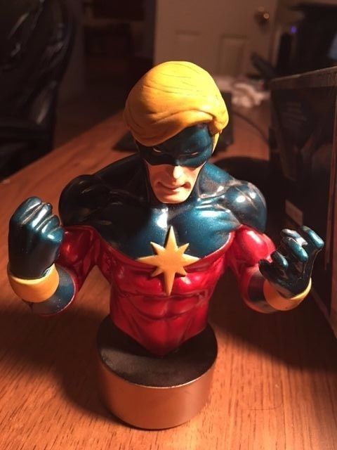 Bowen Captain Marvel Mini-Bust