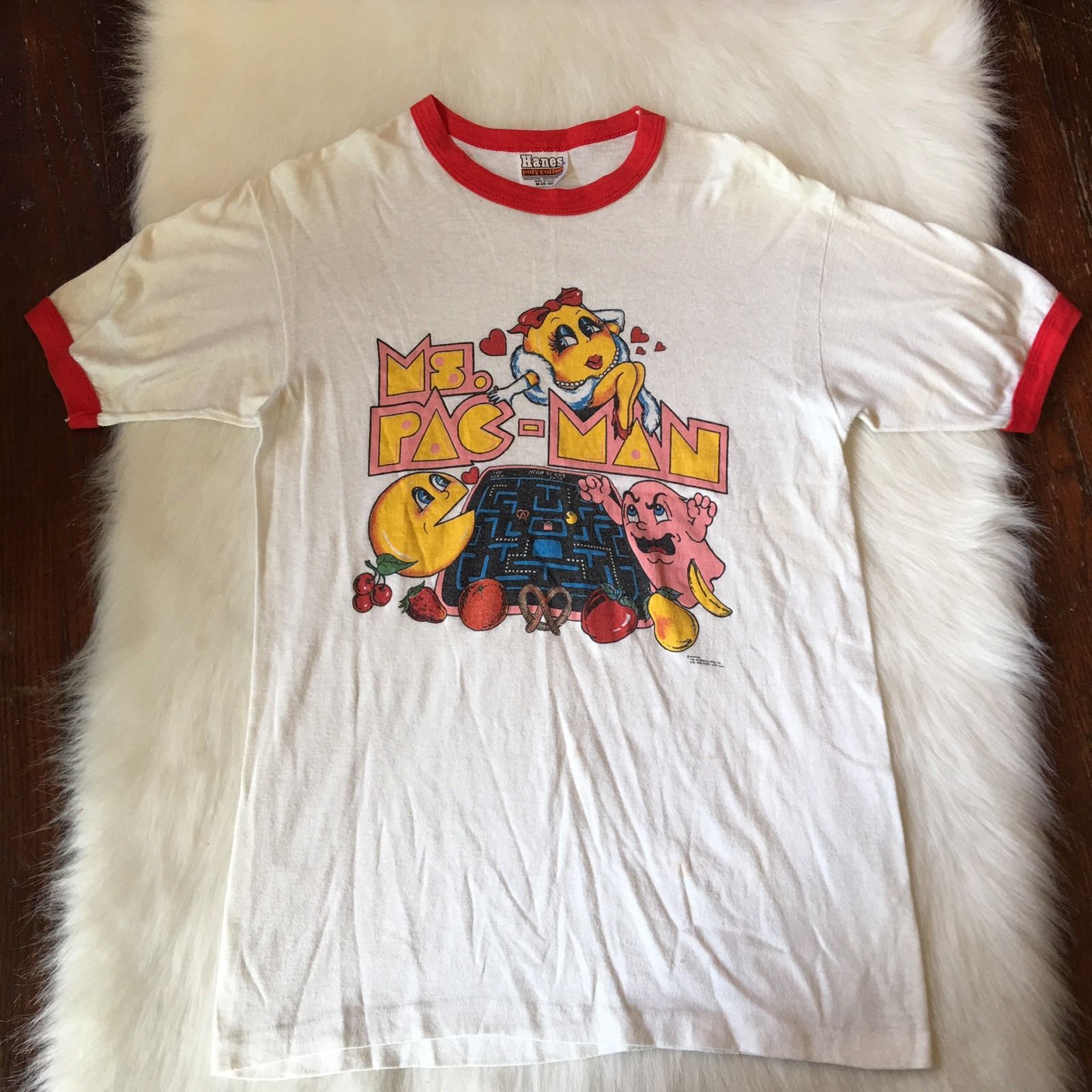 True Vintage 1980's Ms. Pac-Man Hanes Size Medium Shirt - Arcade Game Namco