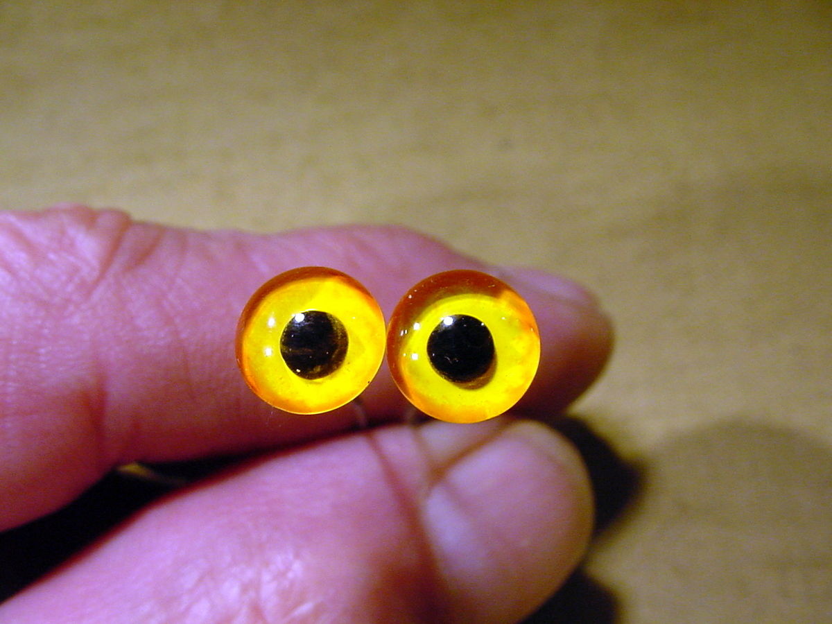 a pair vintage solid Glass Eyes size 8 mm teady bear taxidermy age 1910 Art A19