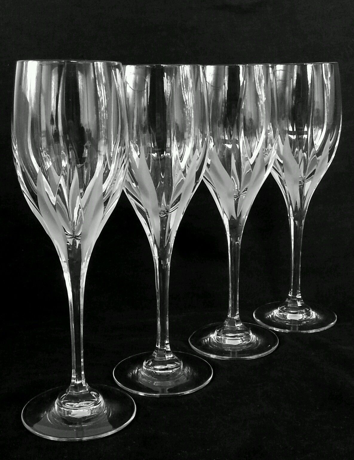 Elegant vintage heavy cut crystal wine glasses [set of 4], 8.125 inches