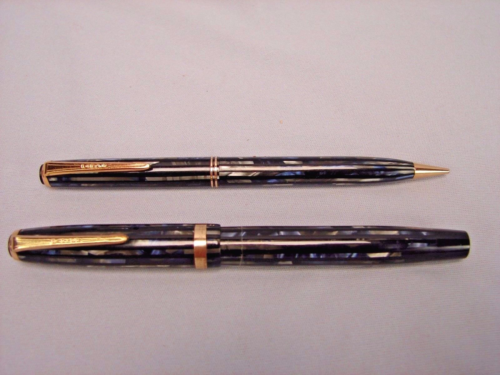 Vintage 1940s Parker Duofold Fountain Pen and Pencil Set in Original Case