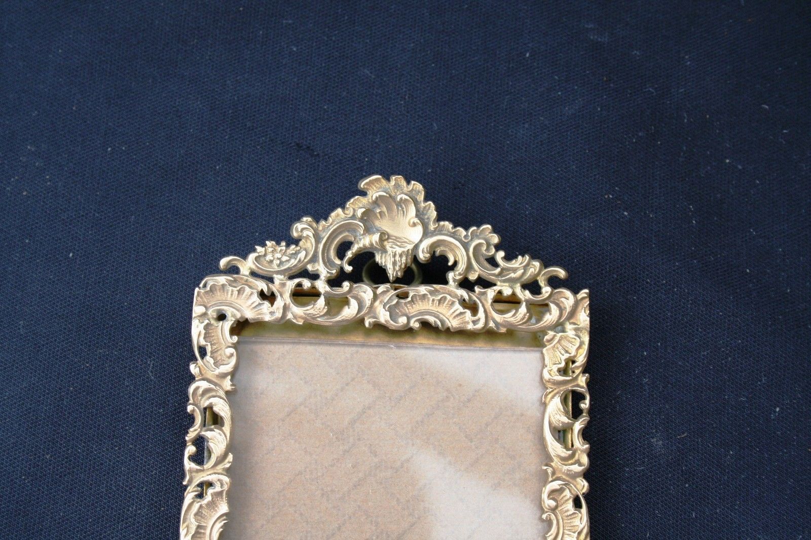 ANTIQUE FRENCH GILT BRONZE SMALL PHOTO FRAME BAROQUE STYLE STAND/HANGING XIXth C