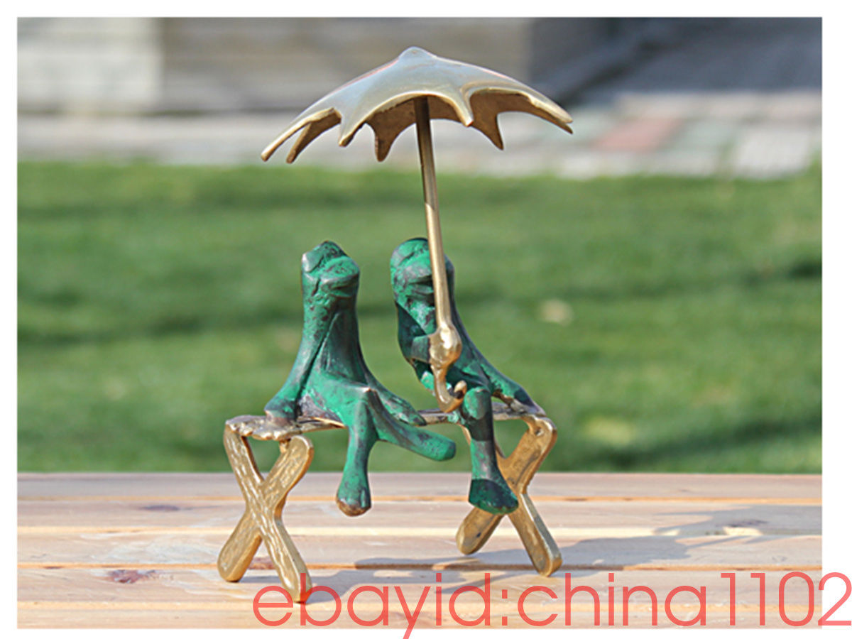 Art Deco Sculpture Modern art bronze"Frog Hold an umbrella" statue bronze decor