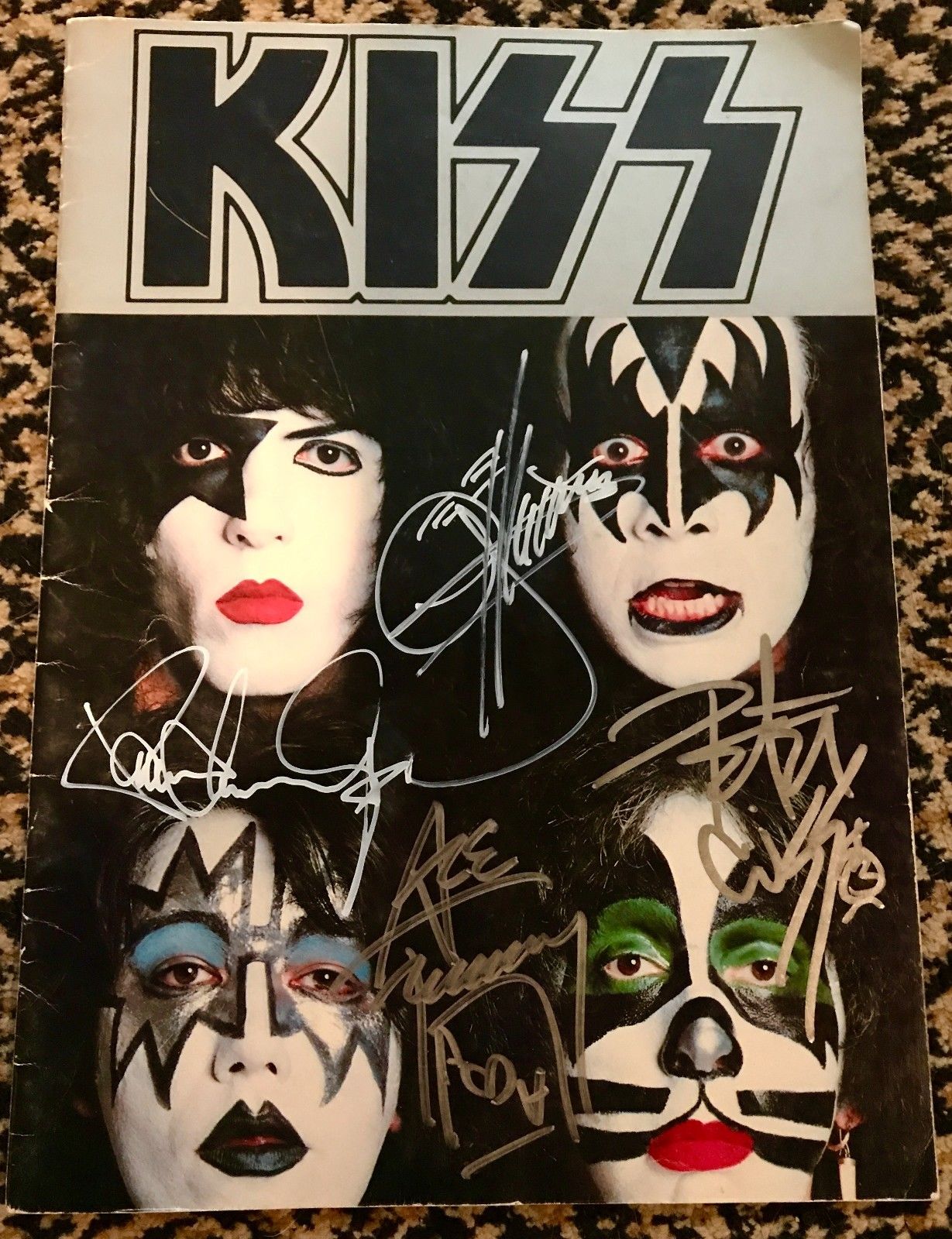 KISS 1979 Dynasty original vintage tour book AUTOGRAPHED SIGNED by ALL BAS LOA