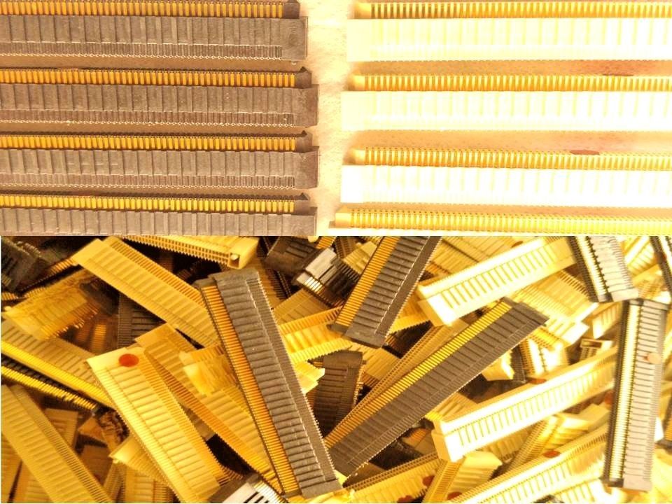 10 OLD CONNECTORS WITH 1500 PINS FOR GOLD RECOVERY SCRAP