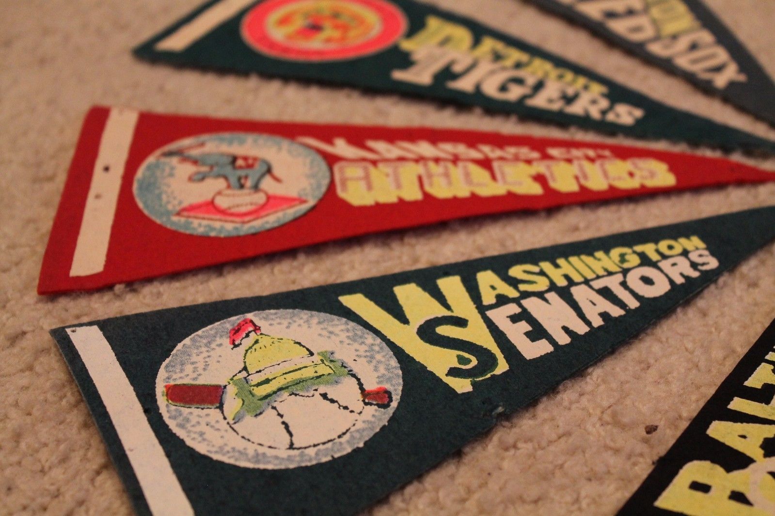 10 vintage 1950's Baseball Mini Pennants: Yankees Tigers Red Sox Indians Twins