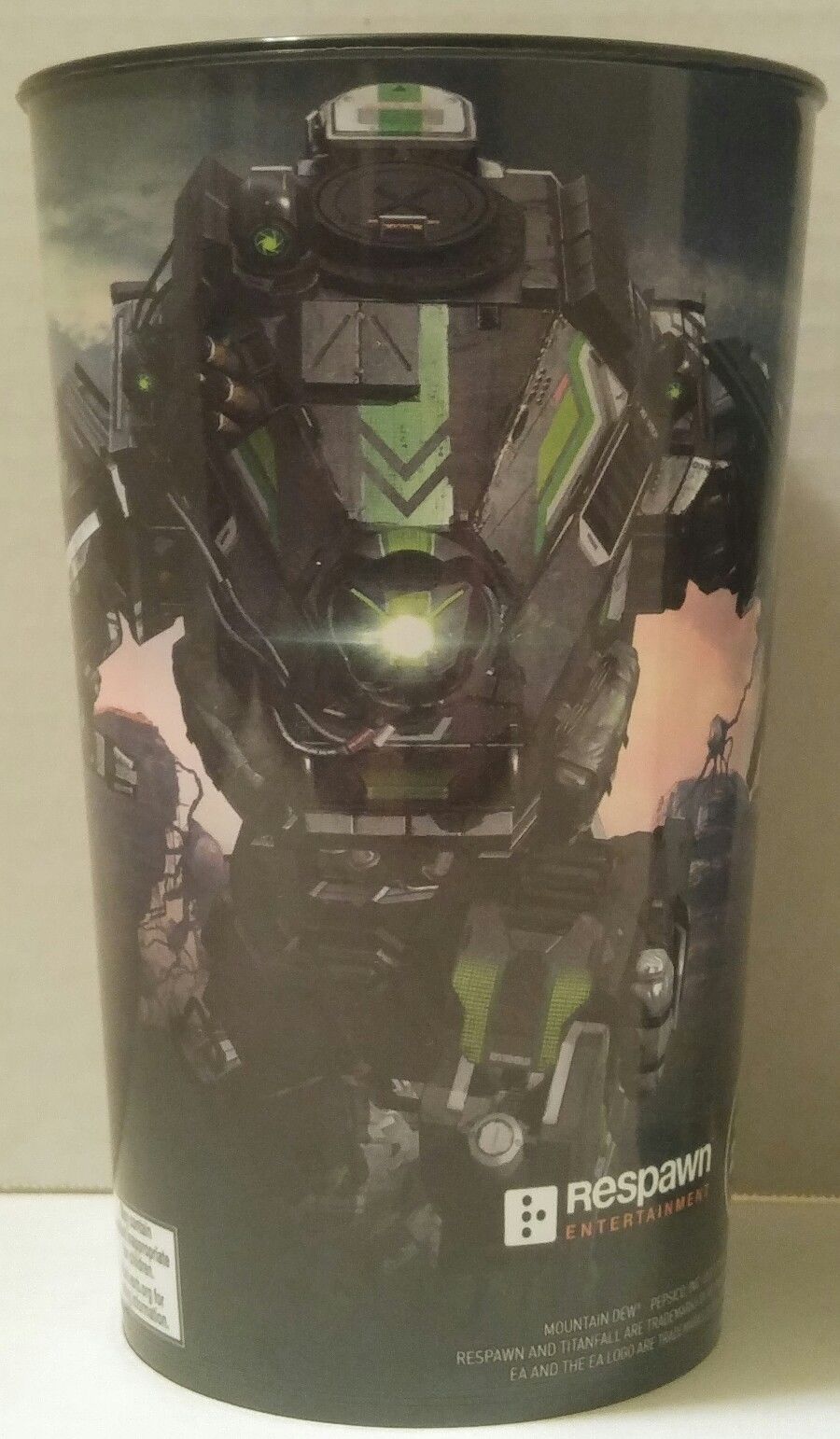 TITANFALL 2 Mountain Dew CUPS 7-Eleven EA Slurpee RESPAWN Game FUEL YOUR TITAN