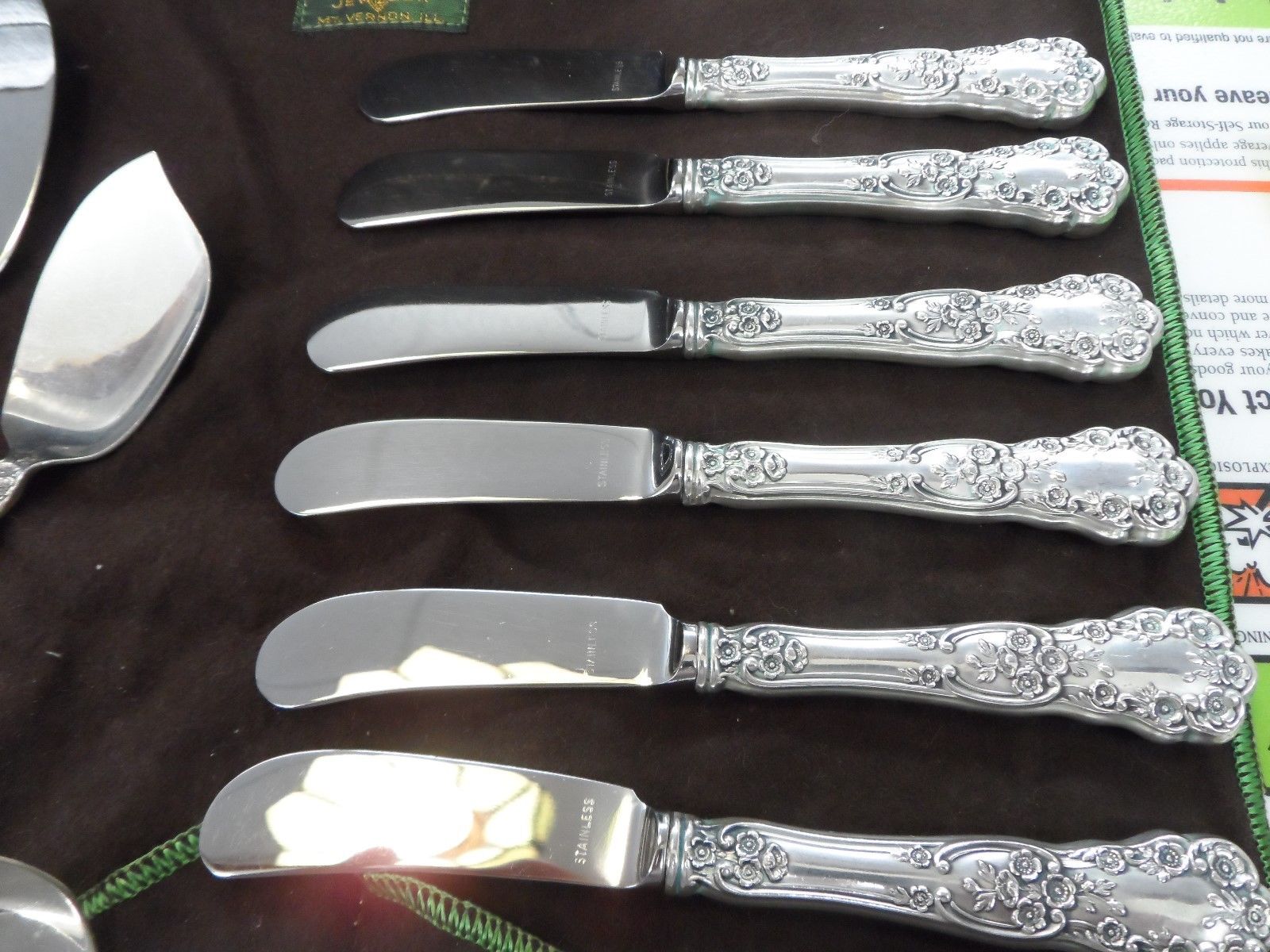 Buttercup Pattern Gorham Sterling Silver 99  Piece Flatware Set 12 Piece Setting