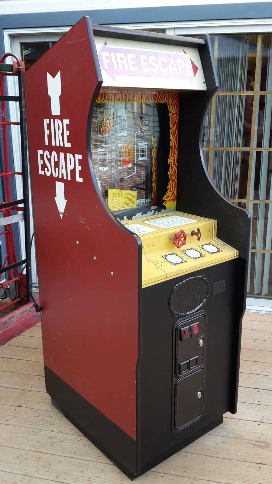 FIRE ESCAPE by MTG - Mech-Tronic Games - a "Game of Skill"