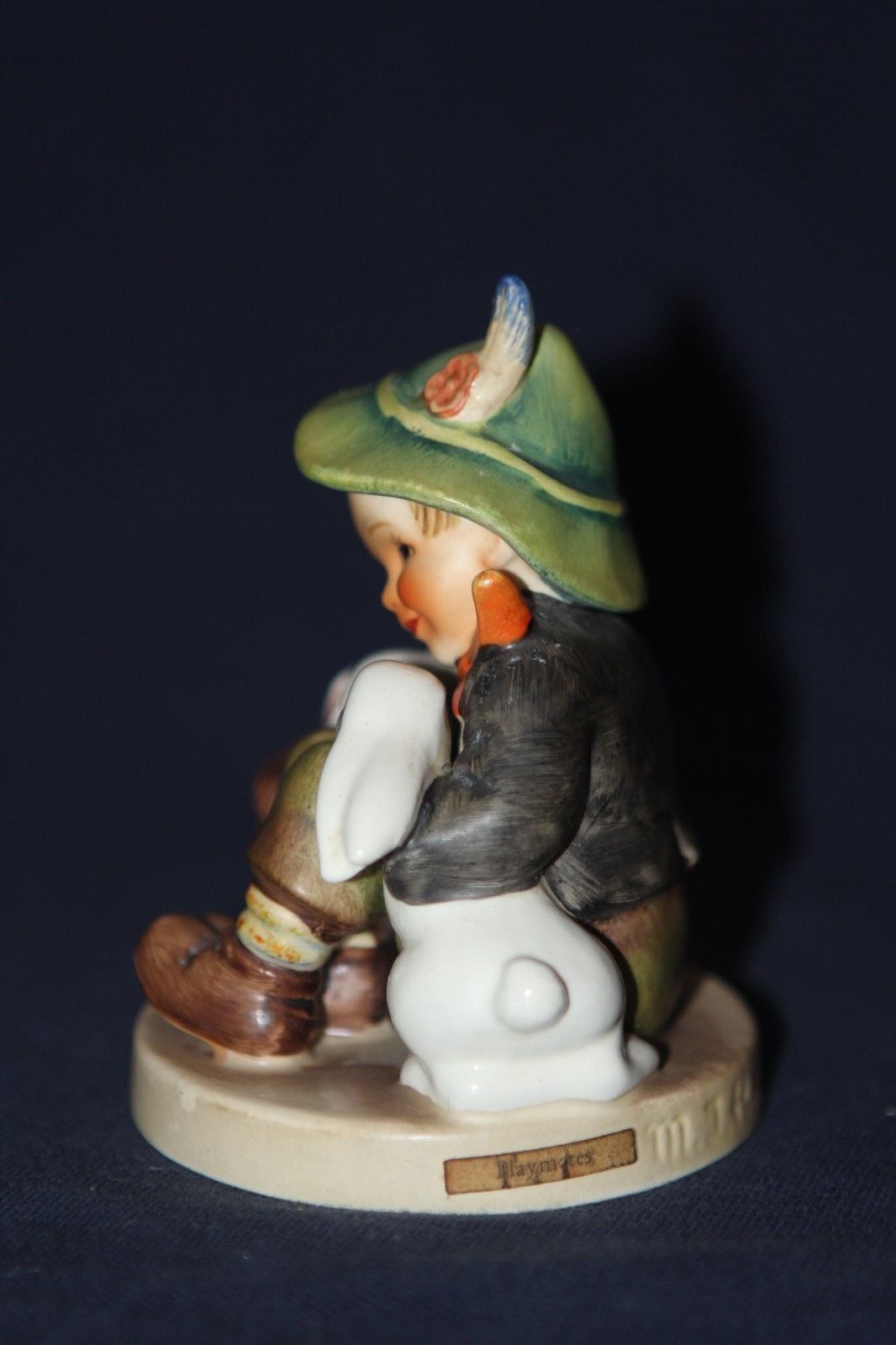 Vintage Goebel Hummel Figurine Playmates TMK3  4"  33  77