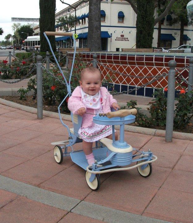 VINTAGE 1948 RESTORED TAYLOR TOT STROLLER! WoW!