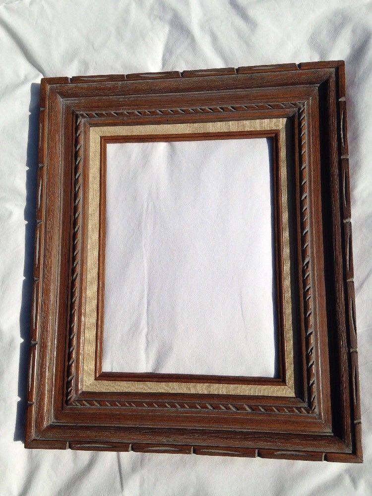 Vintage mid century Heavy Carved Wood Frame 12 X 16 EUC