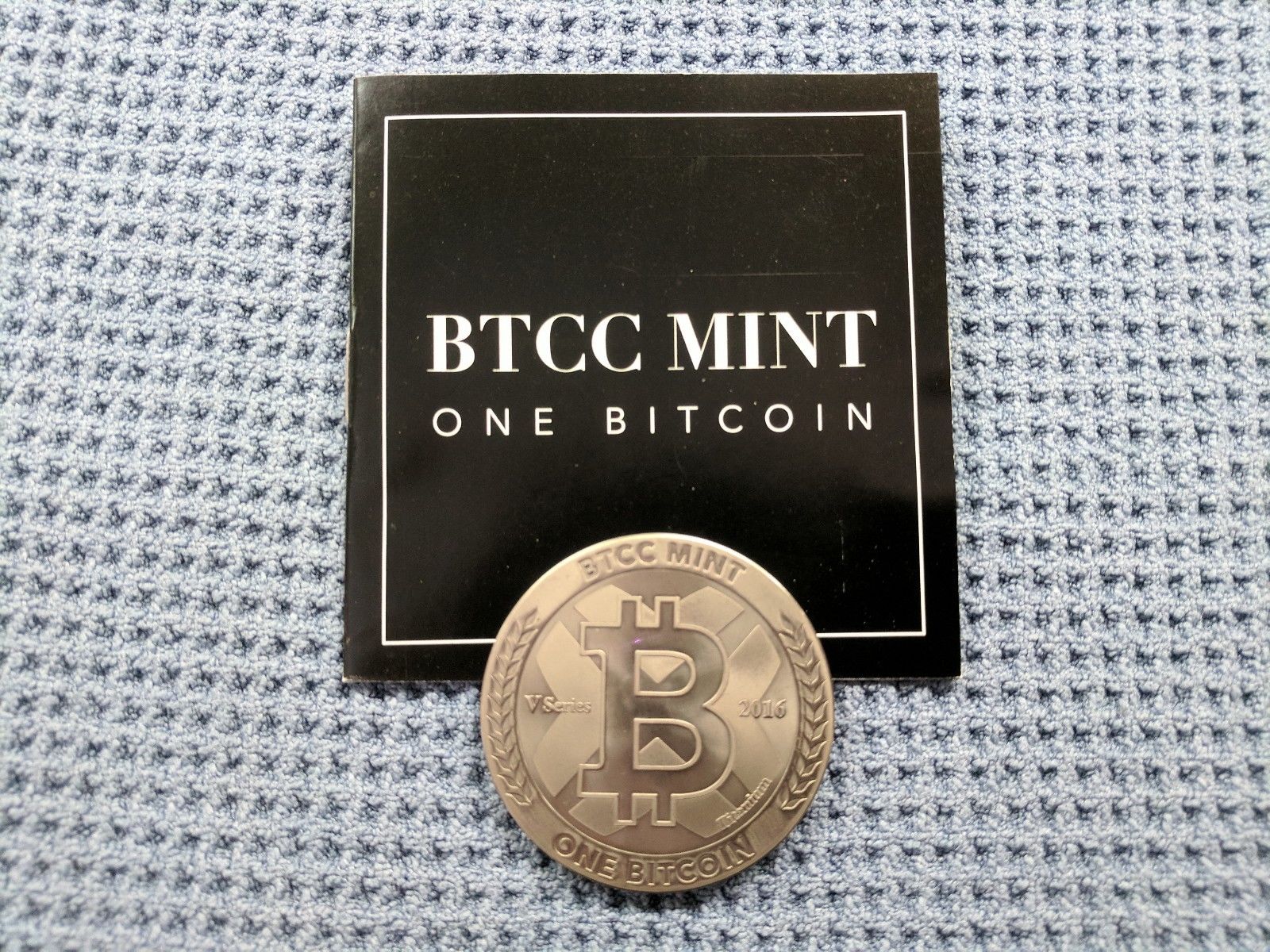 2016 BTCC Mint 1BTC Physical BITCOIN Titanium Series-V Loaded like Casascius