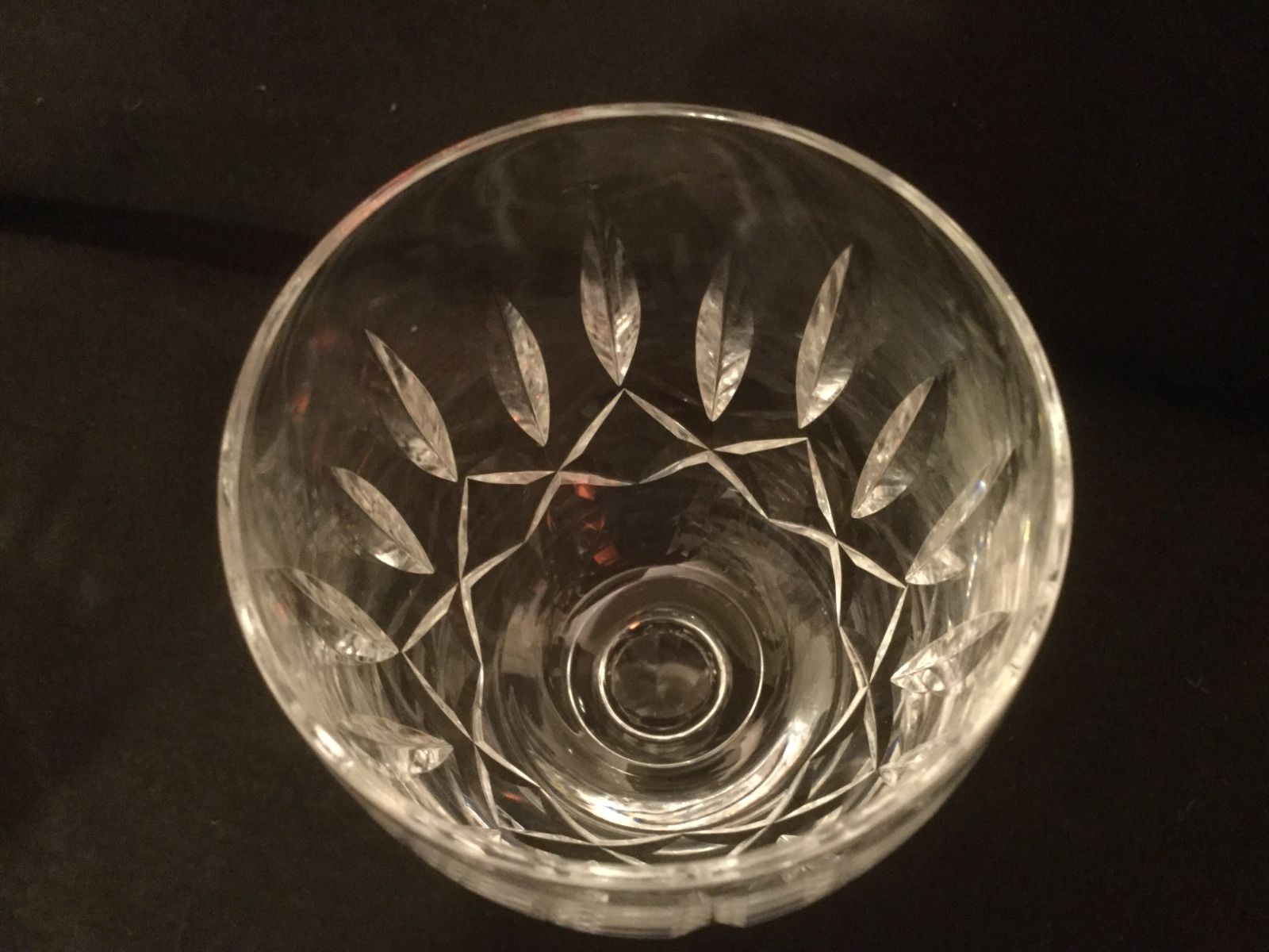 SET OF 8 WATERFORD CRYSTAL WATER GOBLET GLASSES IN THE KILDARE PATTERN