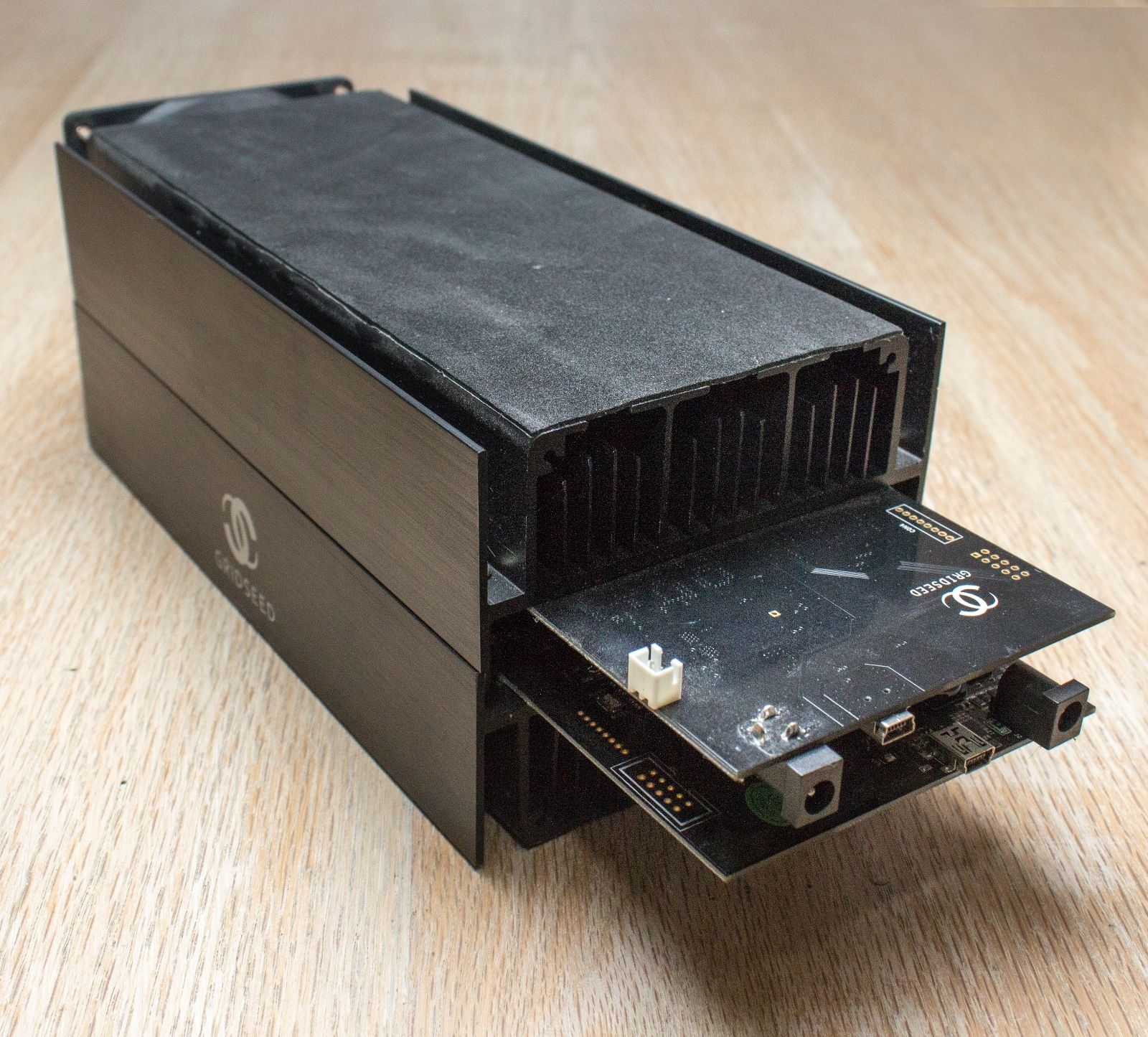 Used Gridseed G-Blade Scrypt ASIC miner 5-6Mhs in good condition