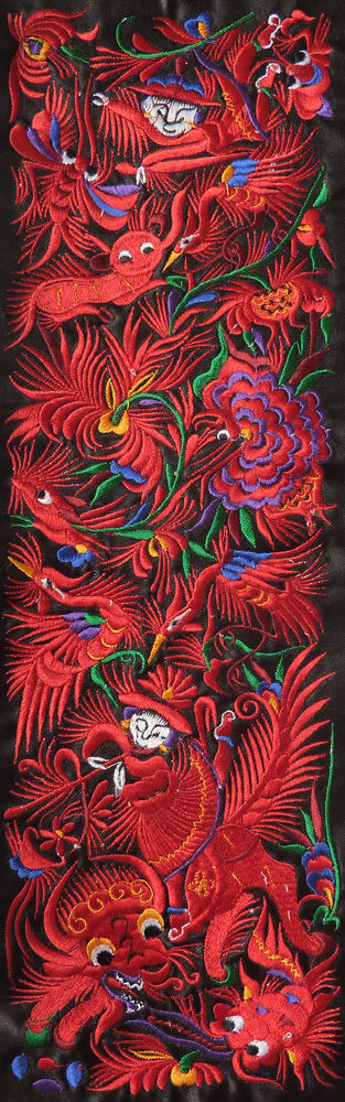 Tibean Art Vintage Silk Embroidery Hemmed Piece tapestry: Legend of Dragon!