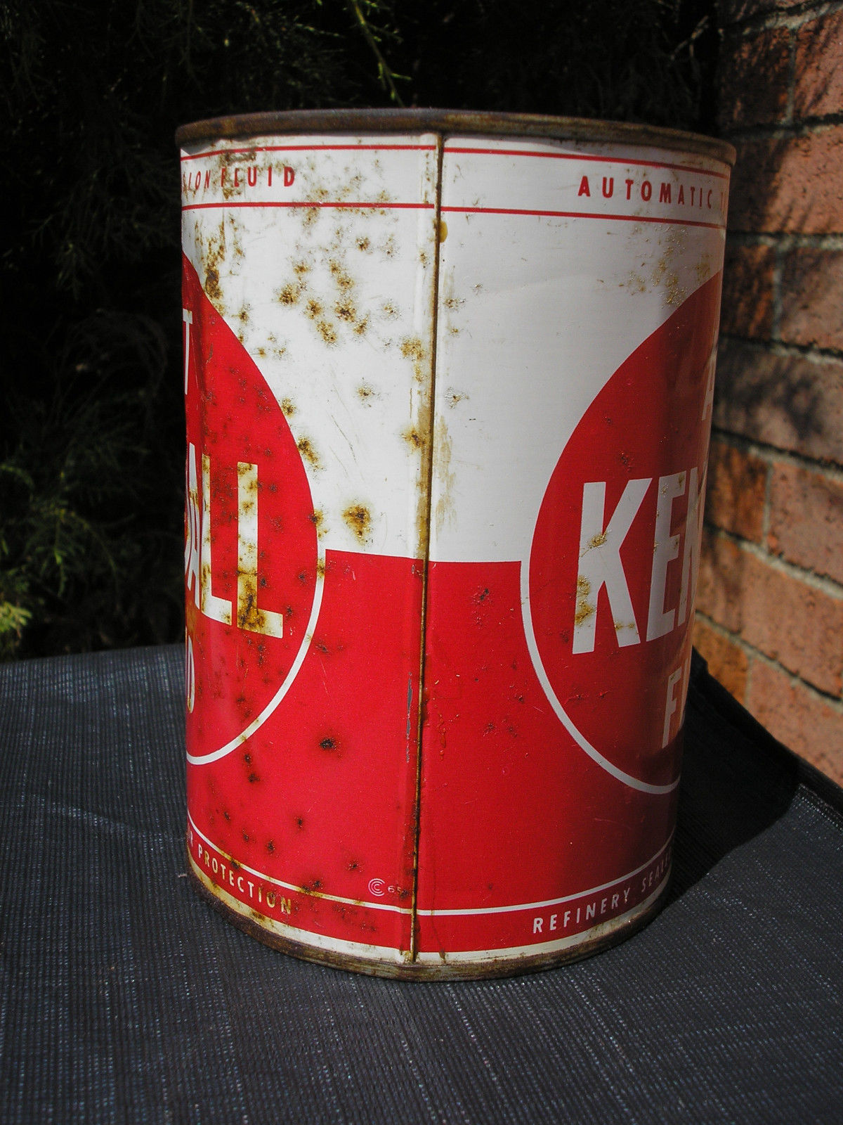 vintage Kendall A-T Fluid  metal quart oil can - late 1950's