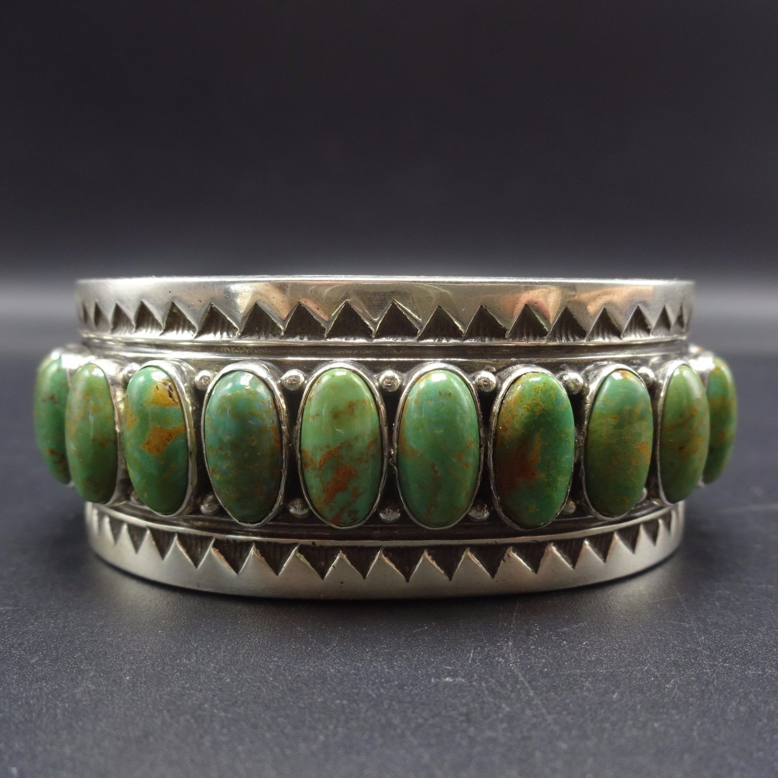 Heavy Vintage NAVAJO Sterling Silver & Green Manassa TURQUOISE Cuff BRACELET