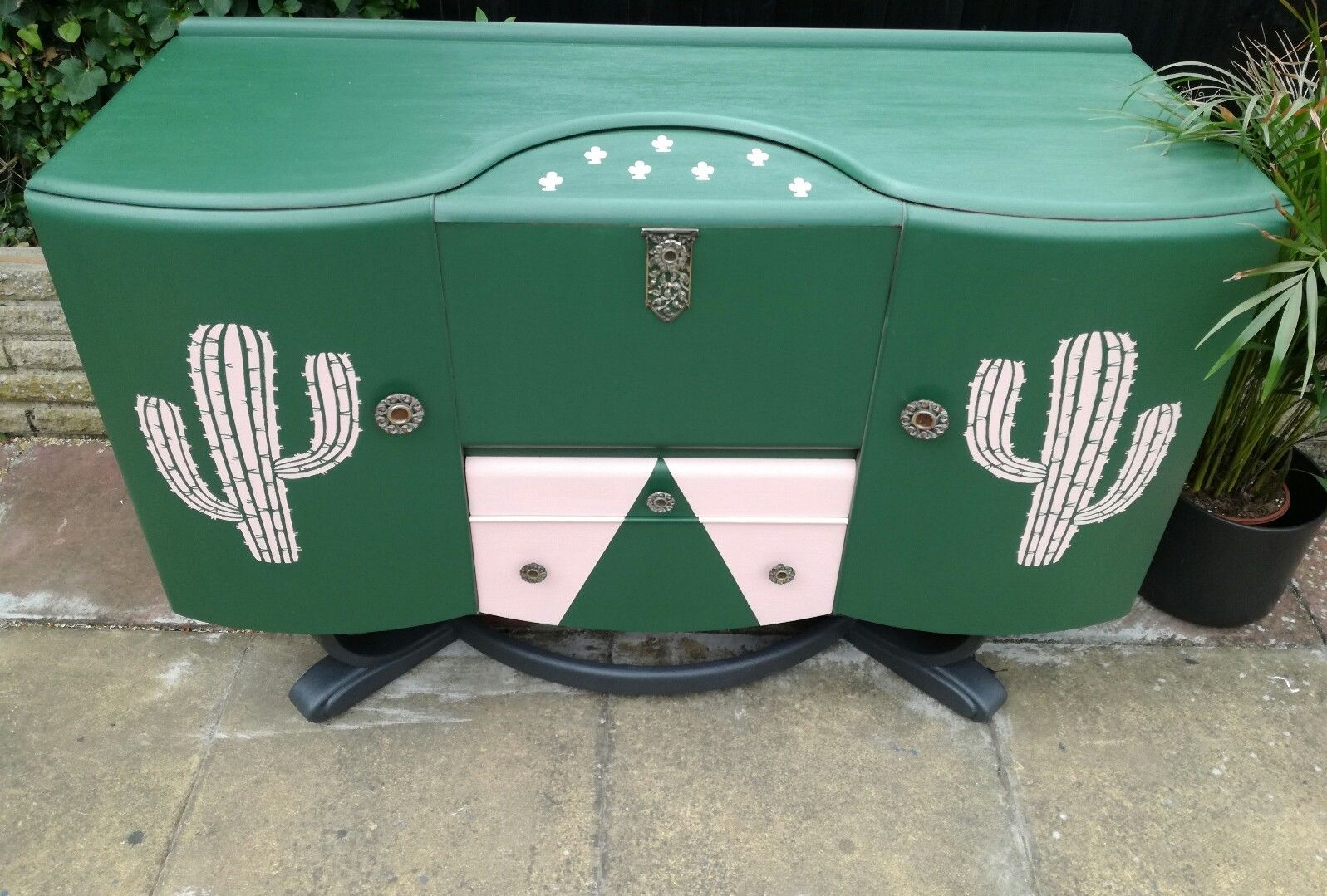 Vintage art deco style cocktail cabinet sideboard buffet