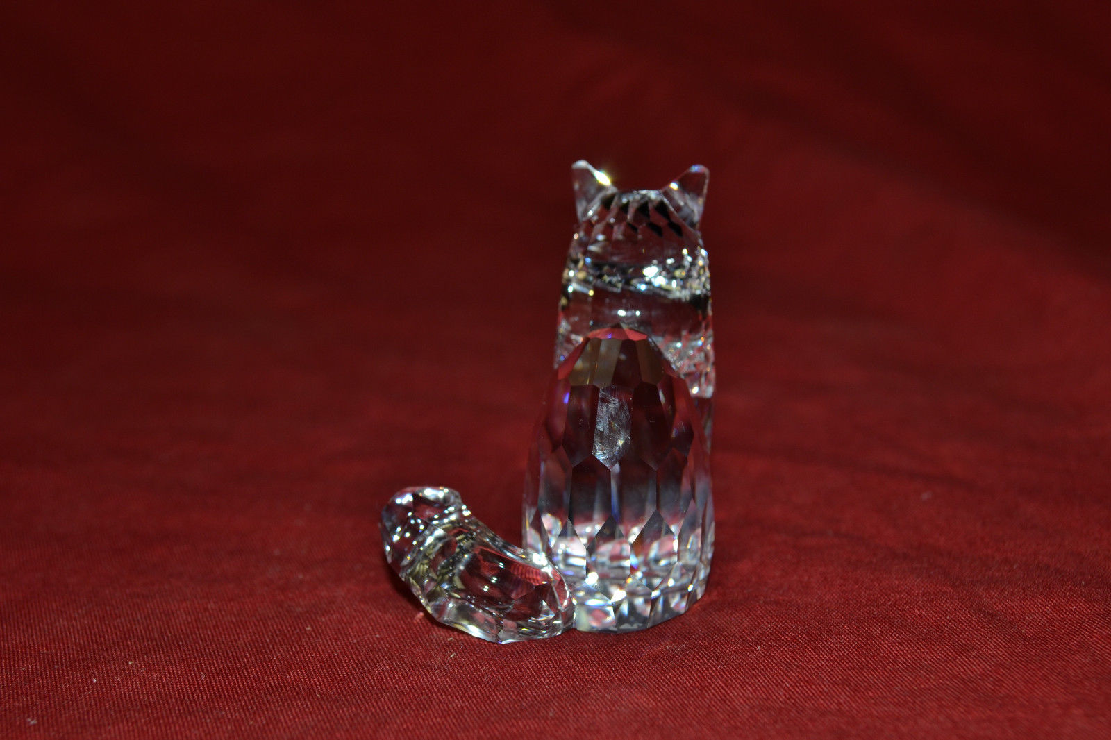 Swarovski Crystal SITTING CAT Retired with original box