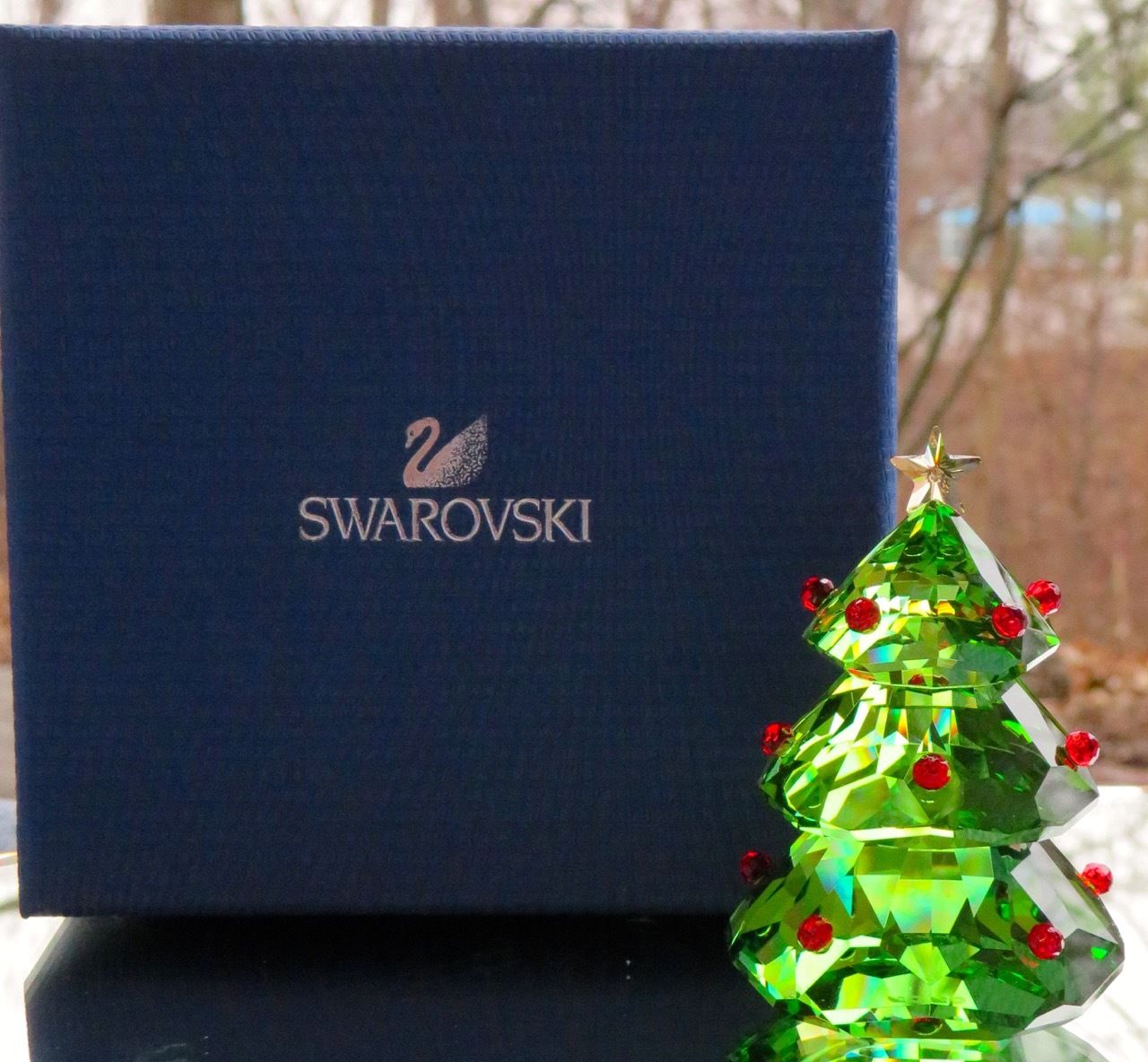 SWAROVSKI Crystal Green Christmas Tree Figurine #5223606 New in Box