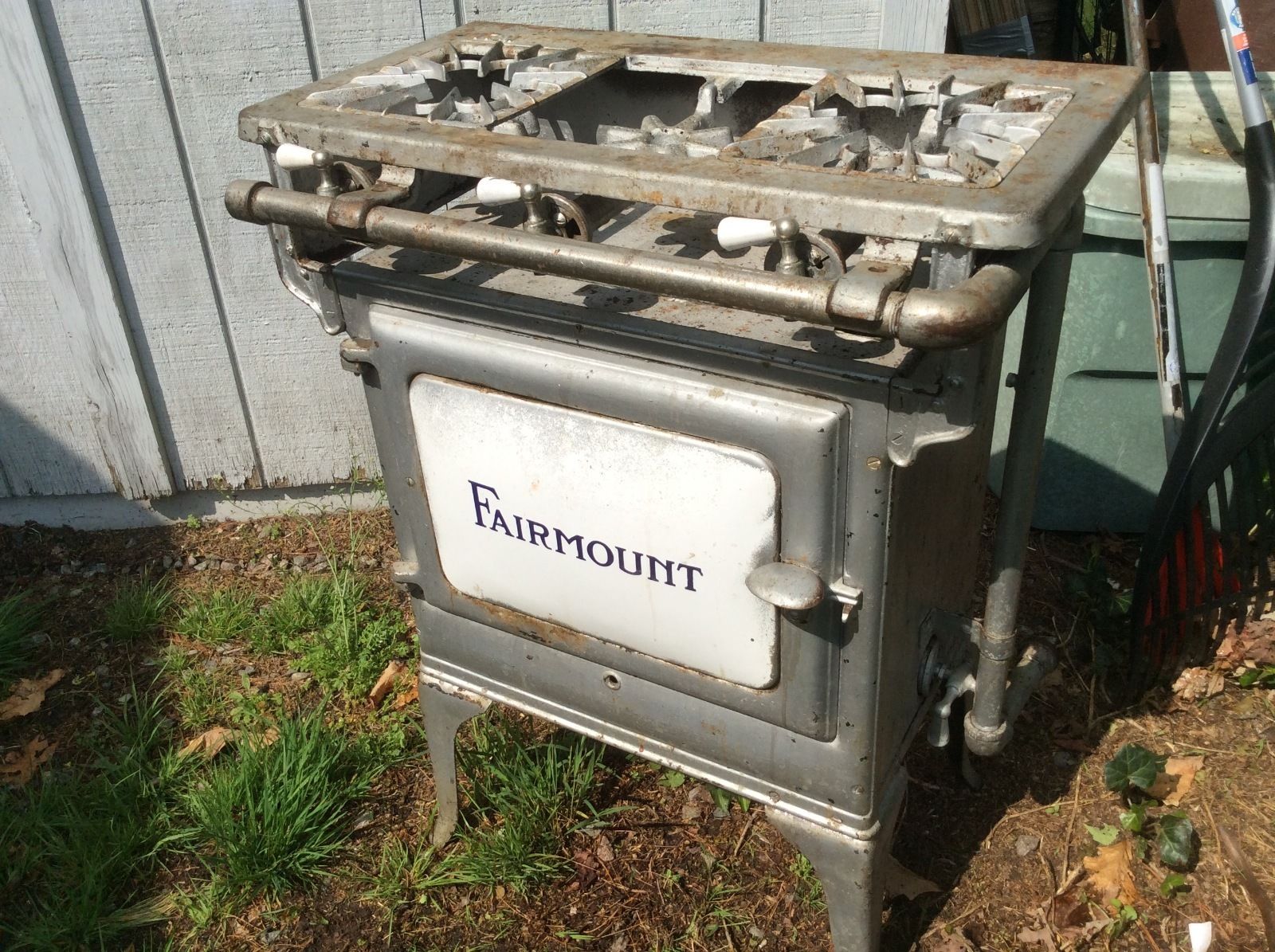 Antique FAIRMOUNT  Gas Stove