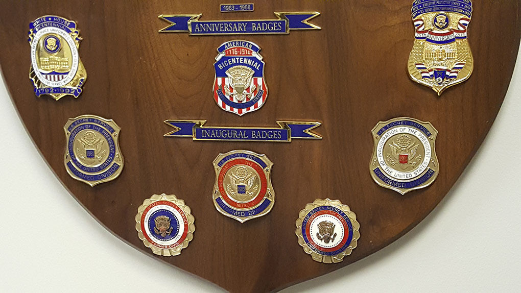 Inaugural & Commemorative Police Badges of The White House Scarce Plaque