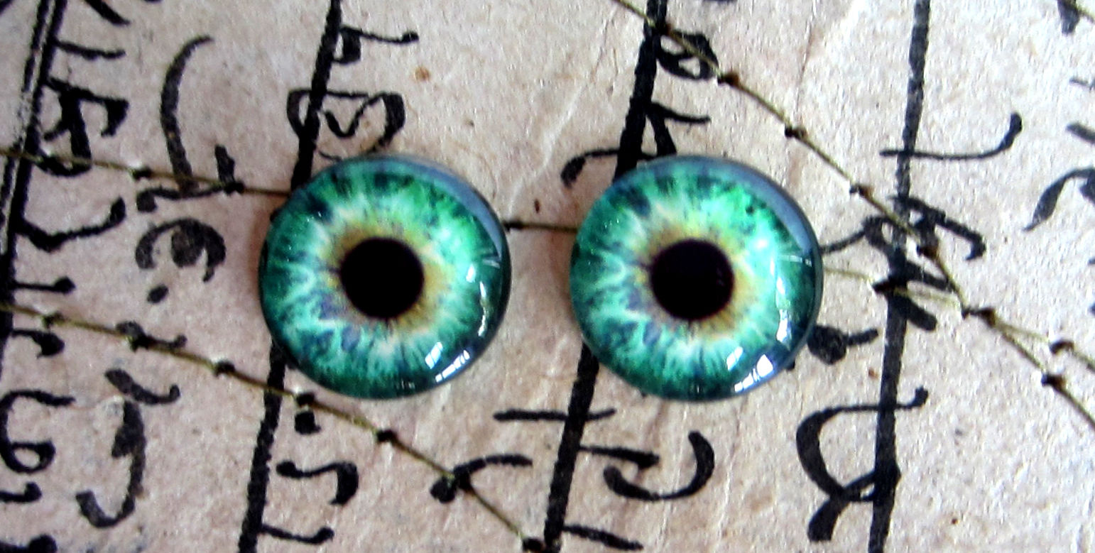 Taxidermy Glass Dragon, Doll, Teddy Eyes, Human Green 10mm, 14mm, 16mm