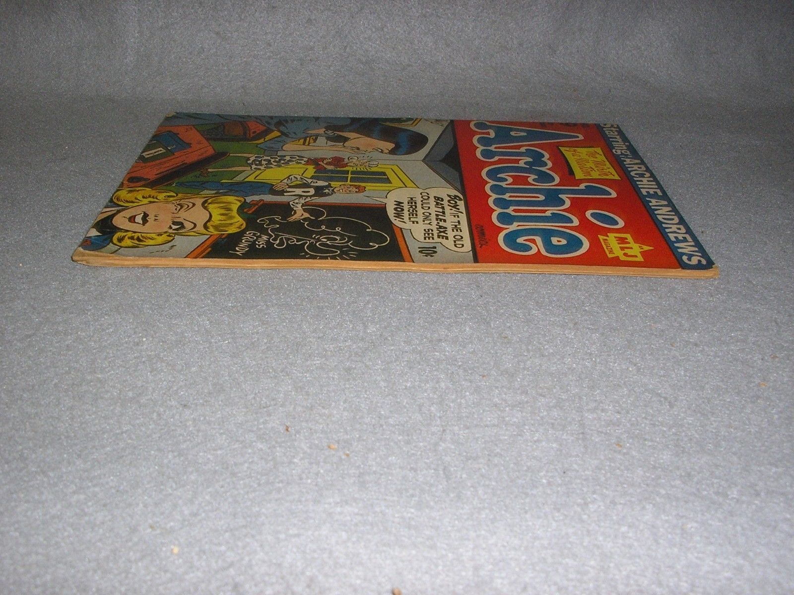 RARE Archie Comics No 9 July-August 1944 1st First Edition COMPLETE FINE