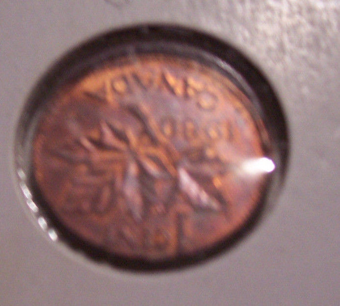 ERROR CAPPED OFF CENTER STRIKE CANADIAN 1980 ONE CENT COIN