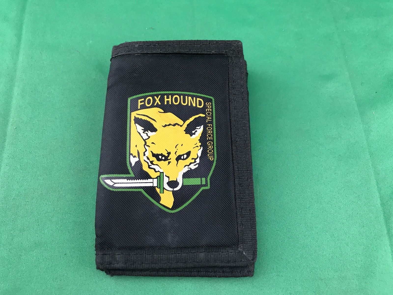 Hot Topic - Metal Gear Solid Fox Hound Special Forces Logo Wallet
