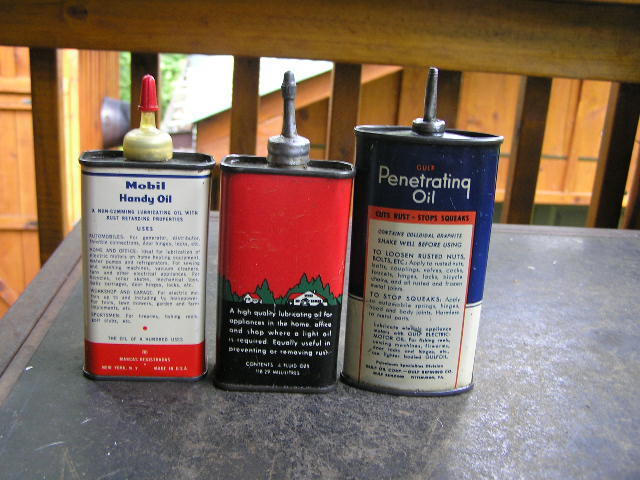 Three vintage oil and gas tins/cans Texaco,Mobil,Gulf