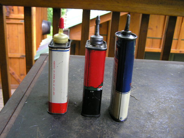 Three vintage oil and gas tins/cans Texaco,Mobil,Gulf