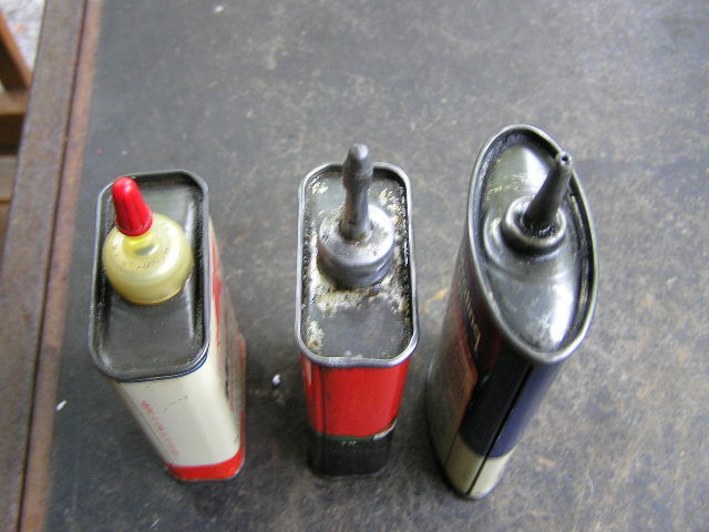 Three vintage oil and gas tins/cans Texaco,Mobil,Gulf