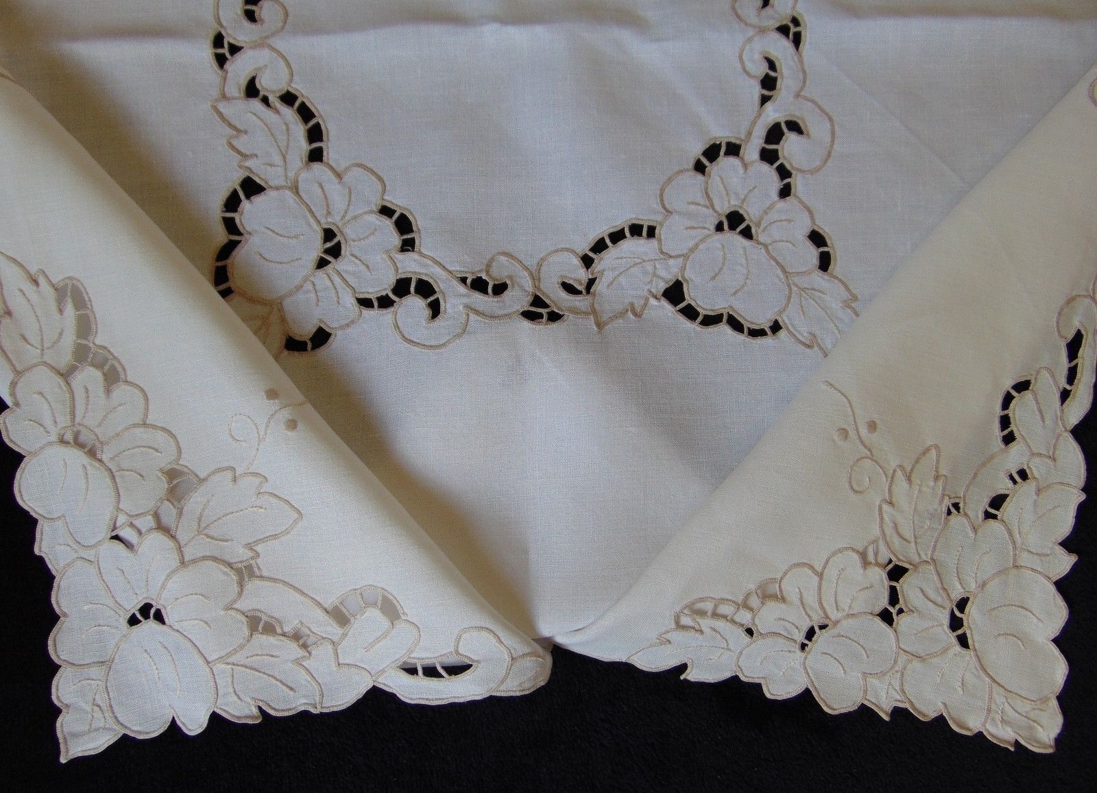 VINTAGE UNUSED IRISH LINEN MADEIRA HAND EMBROIDERED TABLECLOTH  - SOFT ECRU