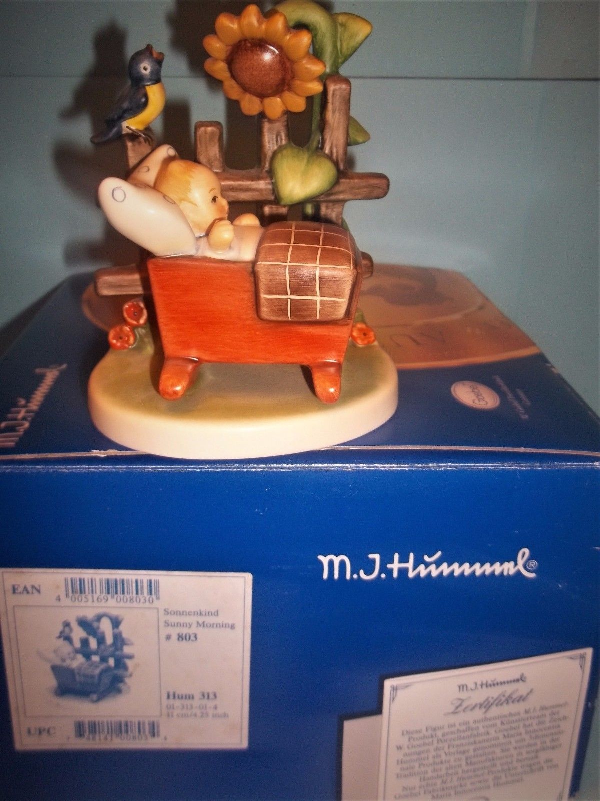 Hummel Figurine #313 "Sunny Morning" 4.25 inch TMK-8 in Original Box-MINT